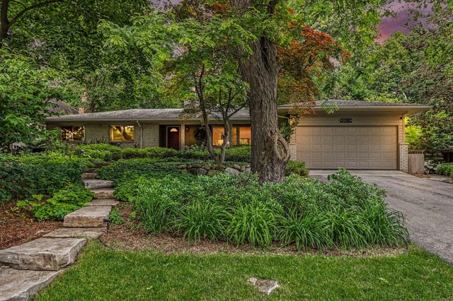 2411 Londonderry Road, Ann Arbor, MI 48104