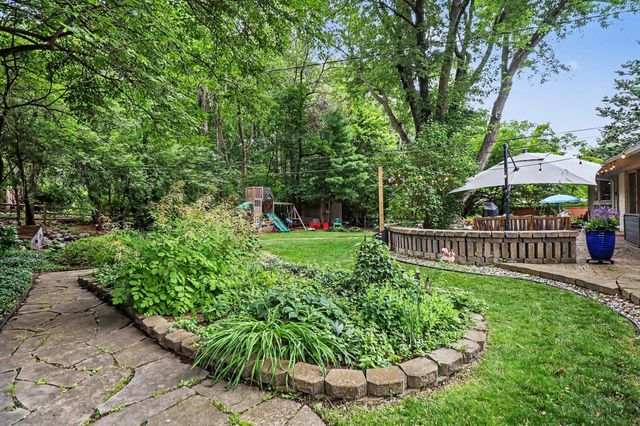 2411 Londonderry Road, Ann Arbor, MI 48104