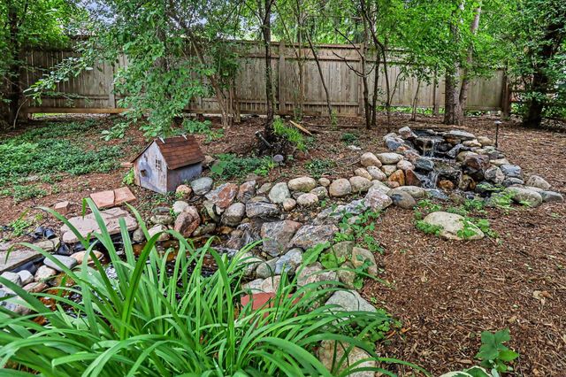 2411 Londonderry Road, Ann Arbor, MI 48104