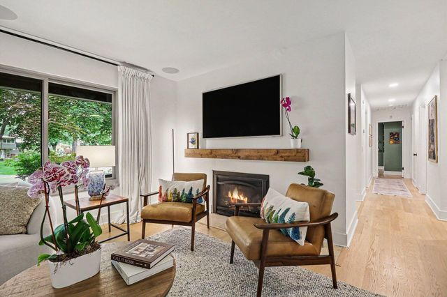 2411 Londonderry Road, Ann Arbor, MI 48104