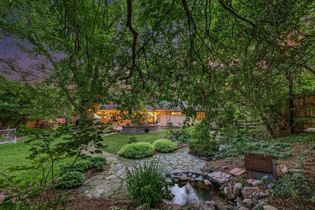 2411 Londonderry Road, Ann Arbor, MI 48104