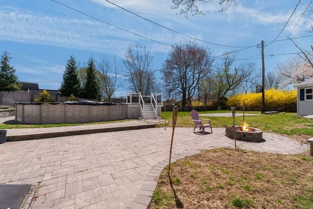 2453 Acushnet Ave, New Bedford, MA 02745