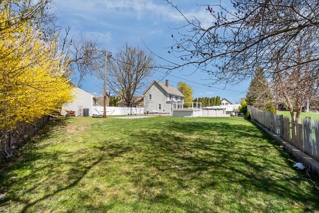 2453 Acushnet Ave, New Bedford, MA 02745
