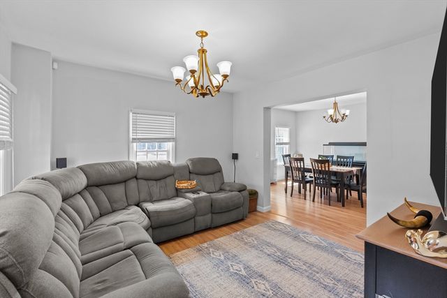 2453 Acushnet Ave, New Bedford, MA 02745