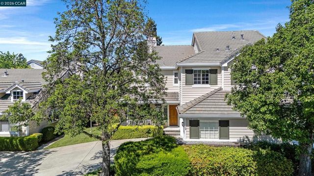 402 Chupcan Pl, Clayton, CA 94517