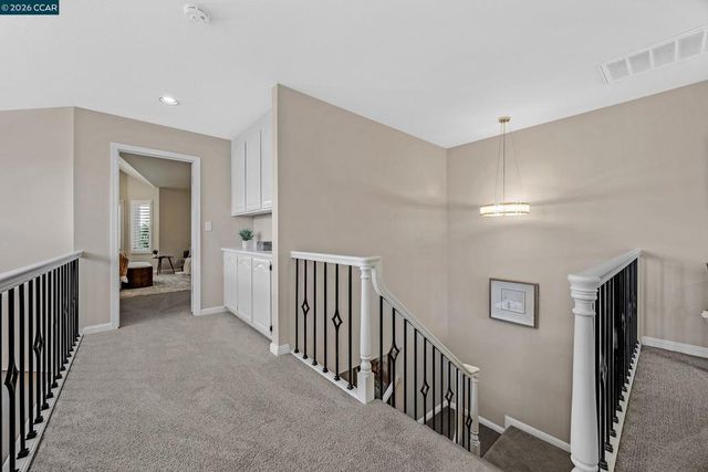 402 Chupcan Pl, Clayton, CA 94517