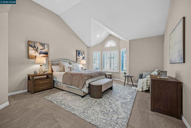 402 Chupcan Pl, Clayton, CA 94517