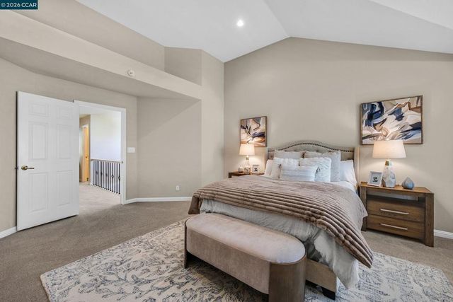 402 Chupcan Pl, Clayton, CA 94517