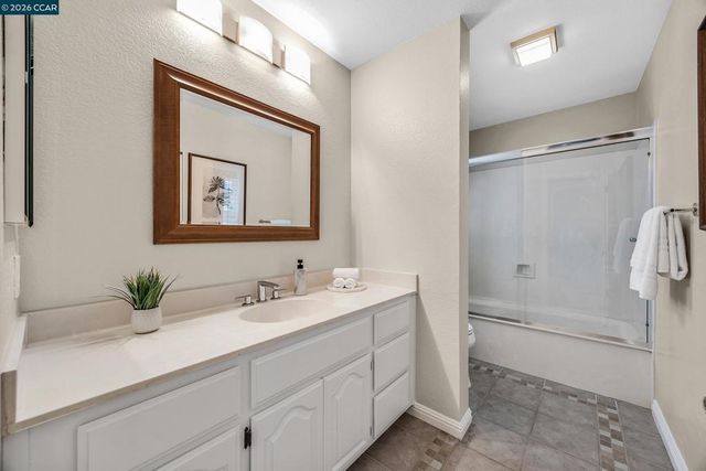 402 Chupcan Pl, Clayton, CA 94517