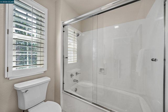 402 Chupcan Pl, Clayton, CA 94517