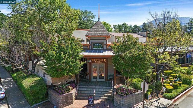 402 Chupcan Pl, Clayton, CA 94517