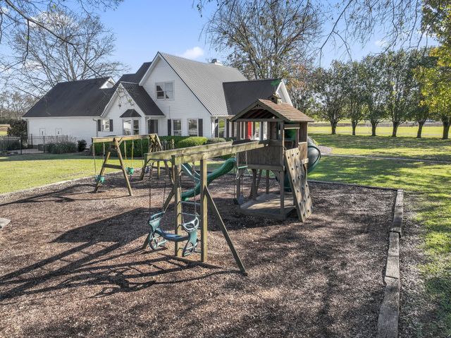 4115 Andes Dr, Murfreesboro, TN 37127