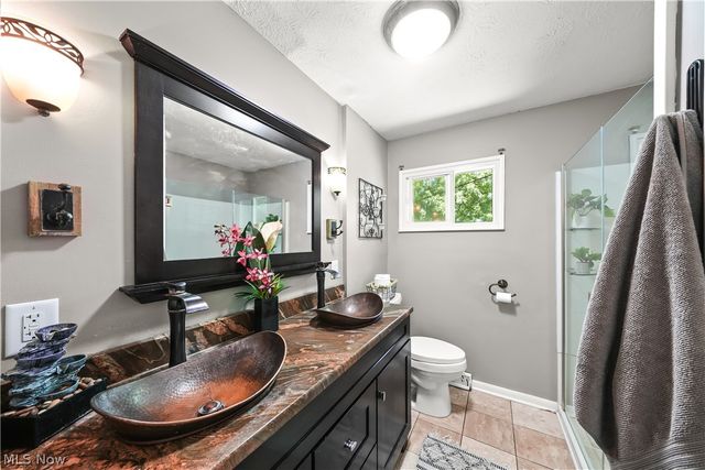 1583 Hilda Street, Lakemore, OH 44250