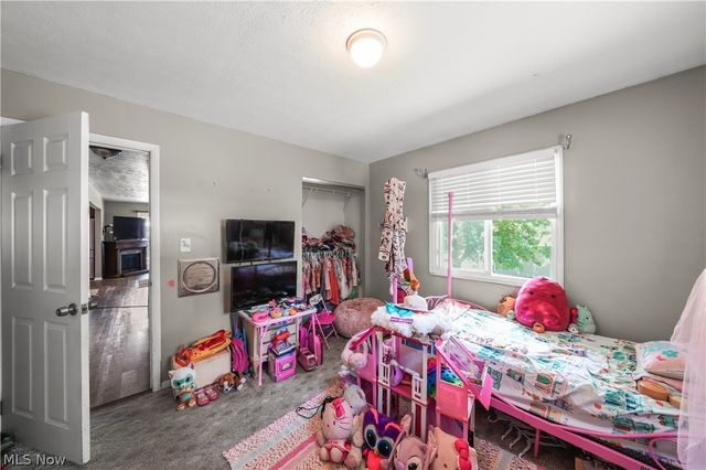 1583 Hilda Street, Lakemore, OH 44250