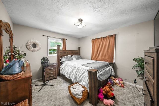 1583 Hilda Street, Lakemore, OH 44250
