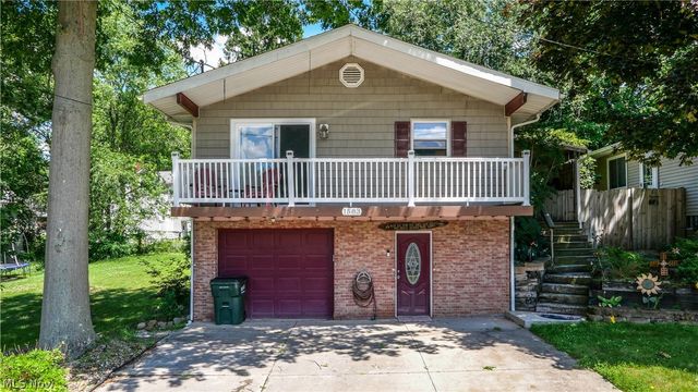 1583 Hilda Street, Lakemore, OH 44250