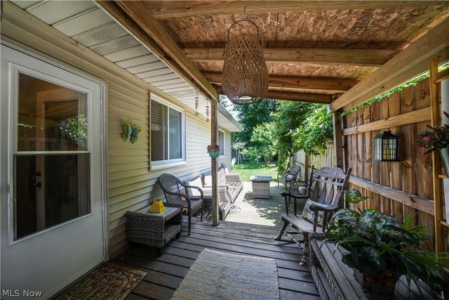1583 Hilda Street, Lakemore, OH 44250