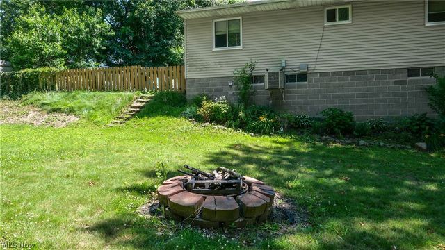 1583 Hilda Street, Lakemore, OH 44250