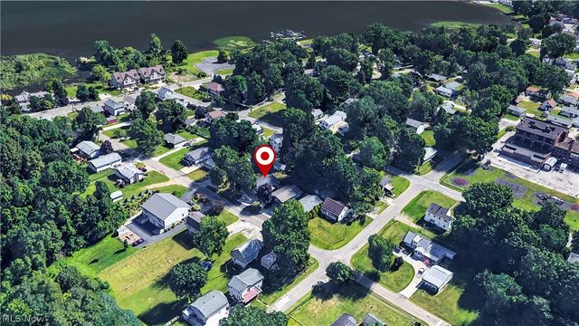 1583 Hilda Street, Lakemore, OH 44250