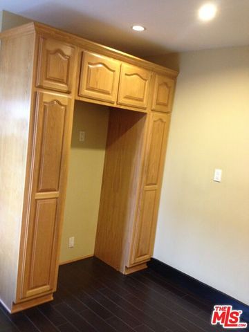 6910 Stafford Avenue, Huntington Park, CA 90255