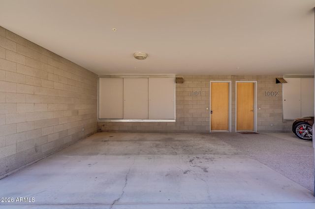 520 S ROOSEVELT Street 1001, Tempe, AZ 85281