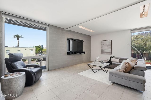 520 S ROOSEVELT Street 1001, Tempe, AZ 85281