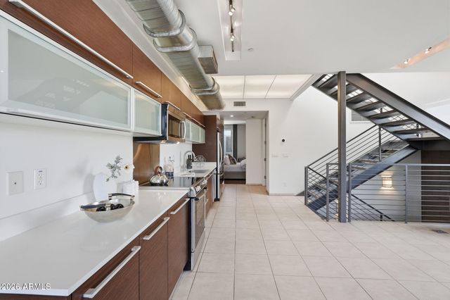 520 S ROOSEVELT Street 1001, Tempe, AZ 85281