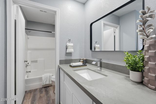 2035 S Elm Street 109, Tempe, AZ 85282
