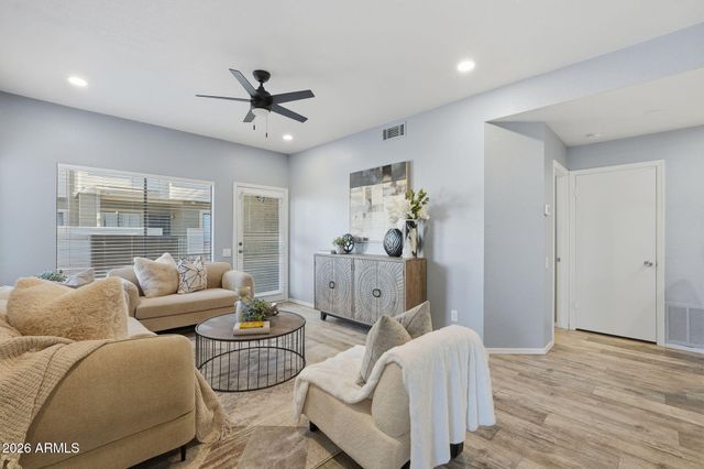 2035 S Elm Street 109, Tempe, AZ 85282
