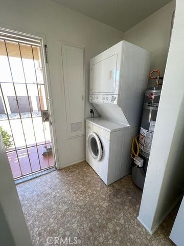 1018 Spazier Avenue B, Glendale, CA 91201