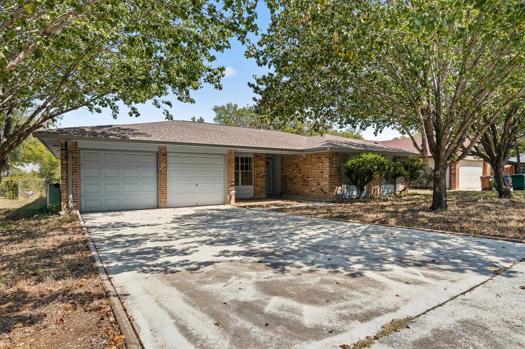 1431 Salem Meadow CIR, Austin, TX 78745