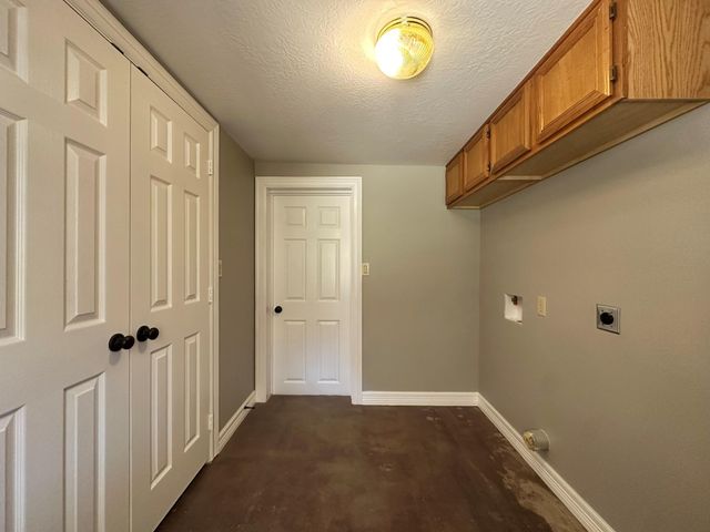 13868 Cedar Hill Drive, Montgomery, TX 77356