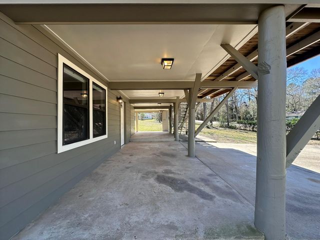 13868 Cedar Hill Drive, Montgomery, TX 77356