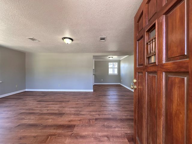 13868 Cedar Hill Drive, Montgomery, TX 77356