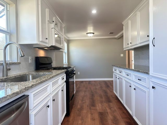 13868 Cedar Hill Drive, Montgomery, TX 77356