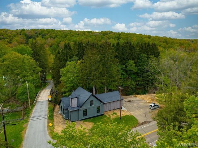 9386 State Road, Colden, NY 14033