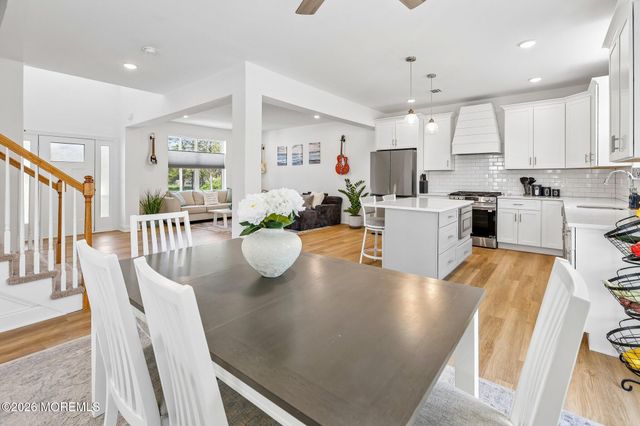 1 Melinda Court, Bayville, NJ 08721