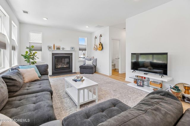 1 Melinda Court, Bayville, NJ 08721