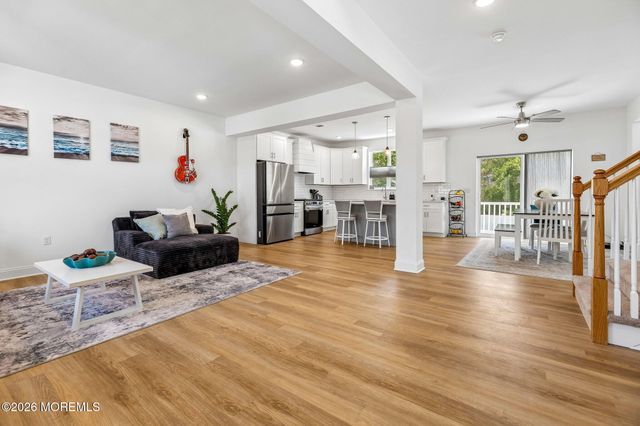 1 Melinda Court, Bayville, NJ 08721