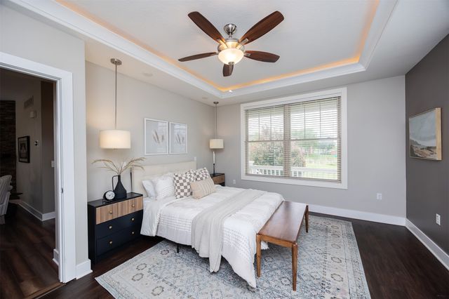 570 S Crescent Way, West Des Moines, IA 50266
