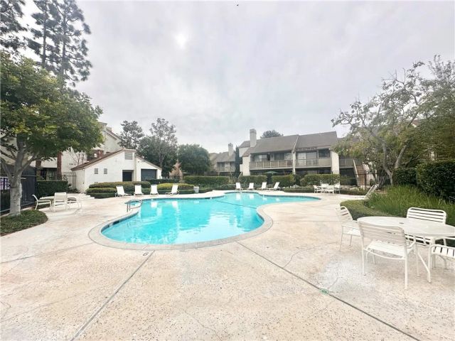 10531 Lakeside South J, Garden Grove, CA 92840