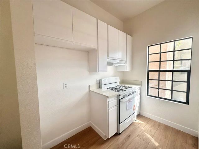 10531 Lakeside South J, Garden Grove, CA 92840