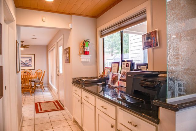 5008 Locust Street, Bellaire, TX 77401