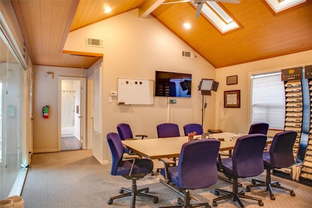 5008 Locust Street, Bellaire, TX 77401