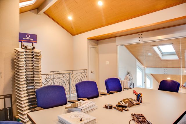 5008 Locust Street, Bellaire, TX 77401