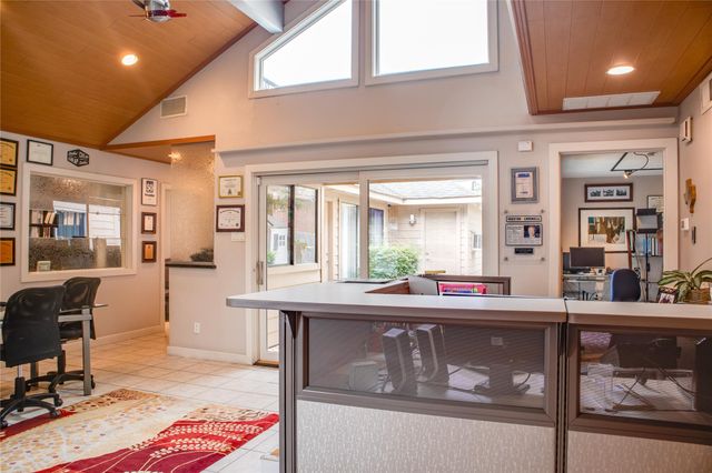 5008 Locust Street, Bellaire, TX 77401