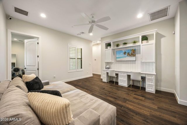 8108 E DESERT COVE Avenue, Scottsdale, AZ 85260
