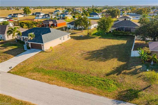 1501 NE 17th PL, Cape Coral, FL 33909