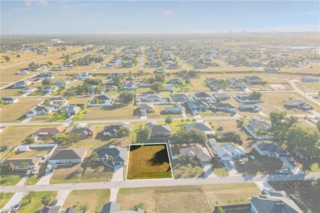 1501 NE 17th PL, Cape Coral, FL 33909