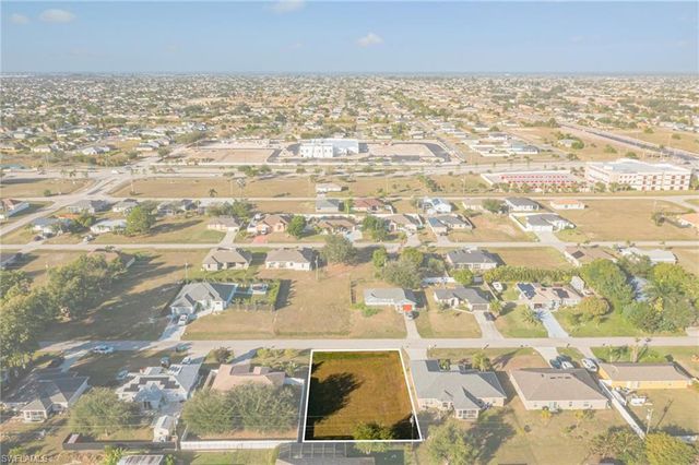 1501 NE 17th PL, Cape Coral, FL 33909